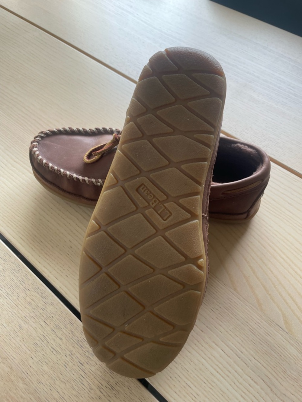 L.L.Bean Wicked Good Moccasin slippers ladies size 9 moccasin slippers leather - Picture 3 of 11